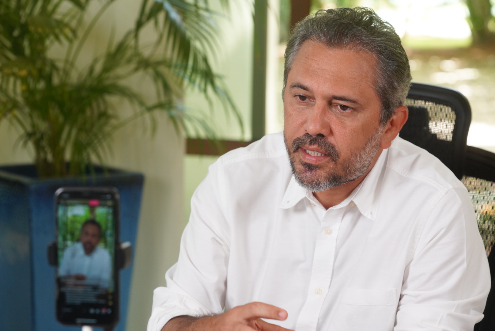 Governo do Ceará antecipa pagamento da 2ª parcela do 13º salário para 180 mil servidores