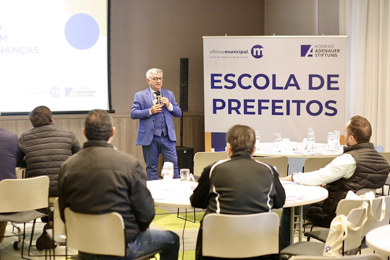 Seplag compartilha experiências de inovação e governança com prefeitos paulistas