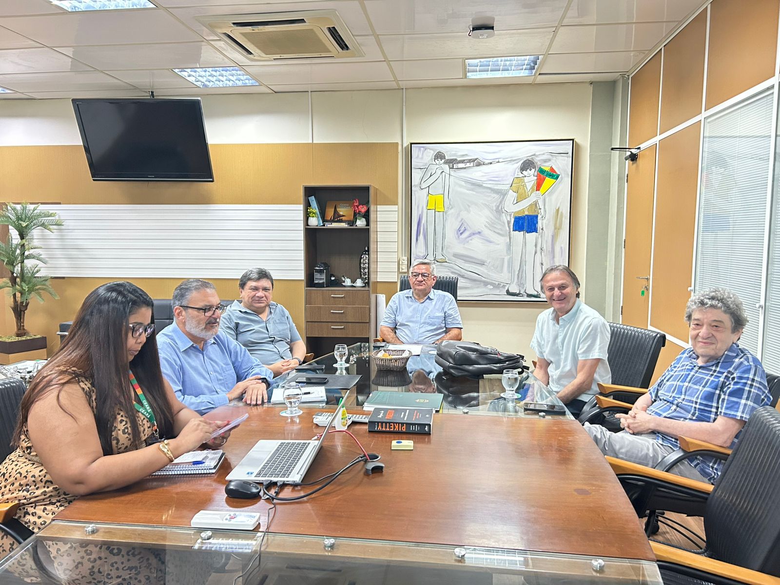 Porto Seco de Quixeramobim avança com articulação da Seplag