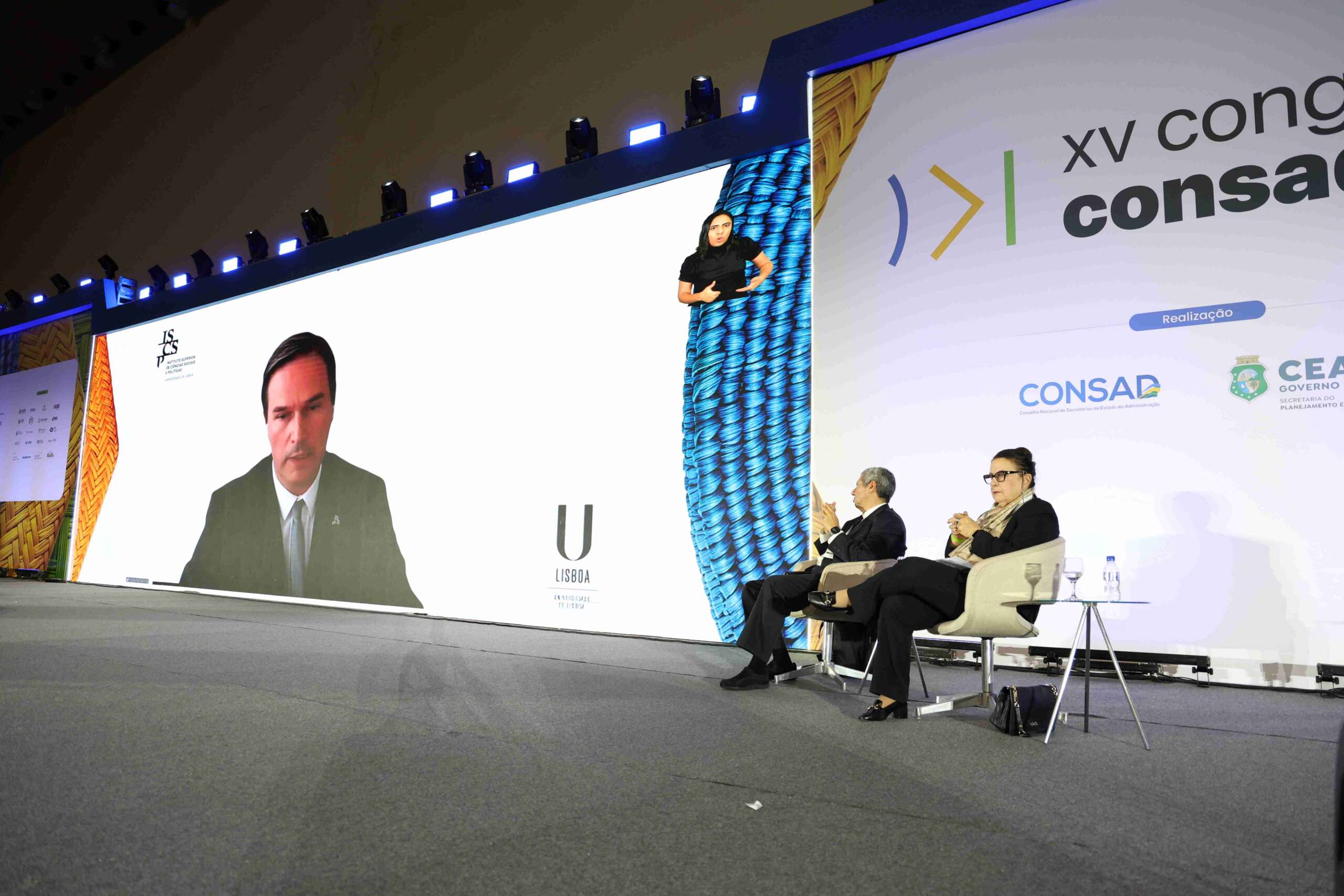 Especialistas defendem serviços públicos mais digitais para aproximar Estado e cidadão