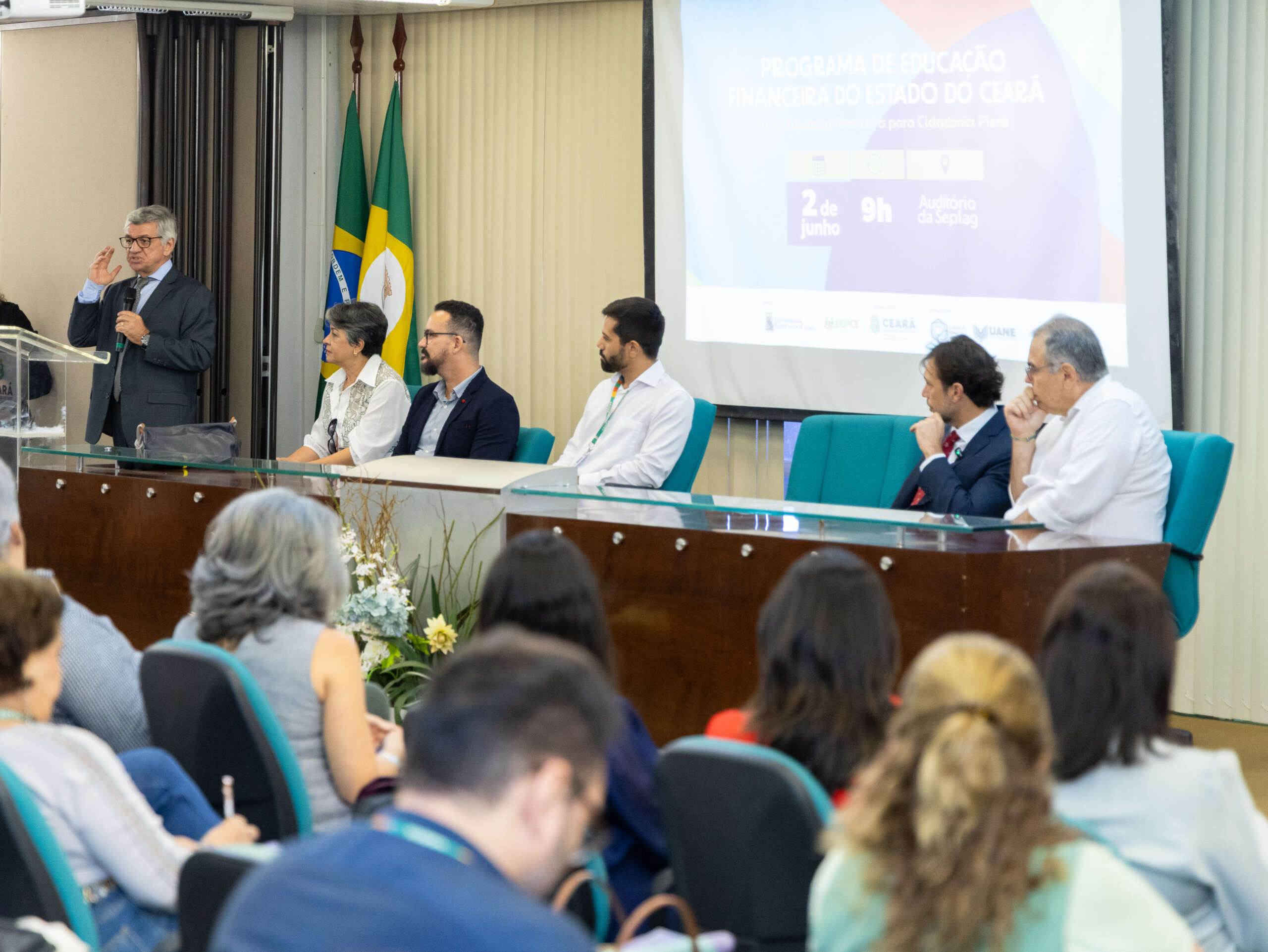 Governo do Ceará lança Programa de Educação Financeira contra o endividamento